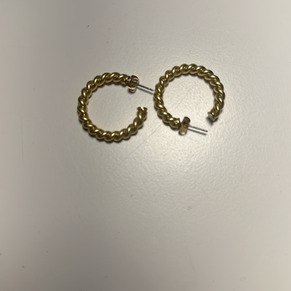 Madewell Gold Twist earrings - Picture 3 of 3